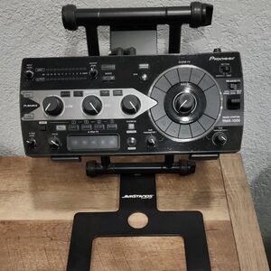 Pioneer RMX-1000 Silver and Black Audio Controller With Stand